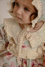 Çiçekli Vintage Dantel Yakalı Kız Bebek Elbisesi - Görsel 4