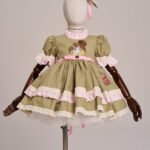 Arazretrobaby Sincap Nakışlı Fisto Dantelli Haki Retro Kız Bebek Elbisesi