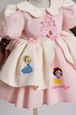 Arazretrobaby Disney Prensesleri Şato Nakışlı Retro Kız Bebek Elbisesi - Görsel 2